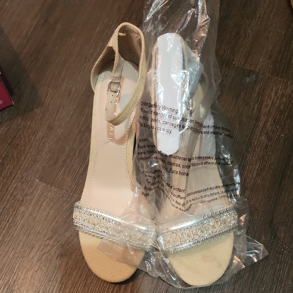 Kelly & Katie Beige Sandals with Silver Straps